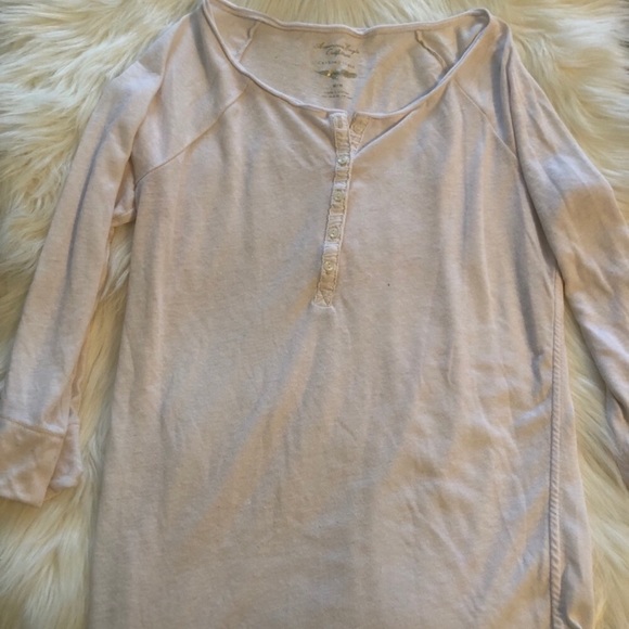 White 3/4 Sleeve American Eagle Top - Picture 1 of 3